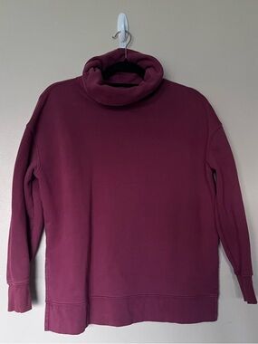 Athleta Women’s Mauve Turtleneck Sweatshirt